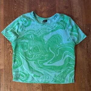 Wild Fable Green Swirl Short Sleeve Tee Fits like Medium